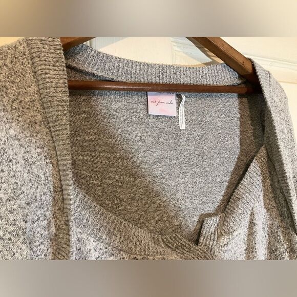 Out From Under cropped sweater, long sleeved, gray, great condition, small - Picture 3 of 3